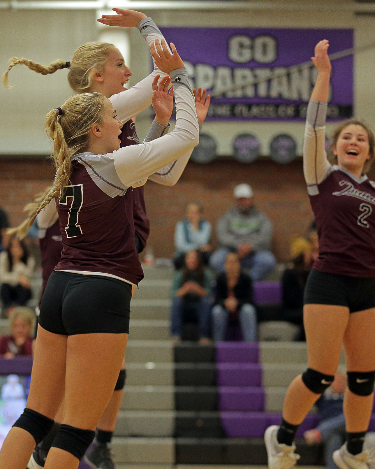 Elko at Spring Creek Volleyball 07.jpg